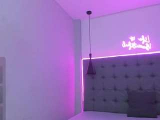 scarletcherry18