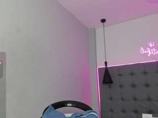 scarletcherry18