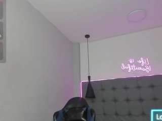 scarletcherry18