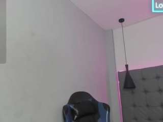 scarletcherry18