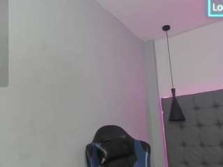 scarletcherry18