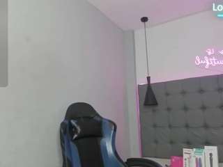 scarletcherry18