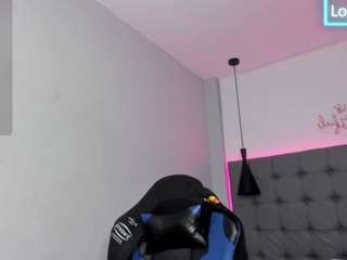 scarletcherry18
