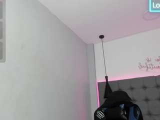 scarletcherry18