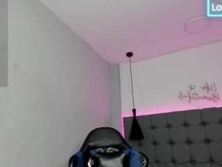 scarletcherry18