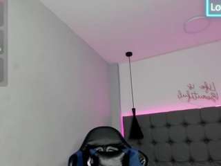 scarletcherry18