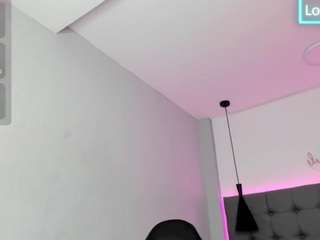 scarletcherry18