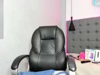 scarletcherry18