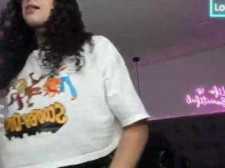 scarletcherry18