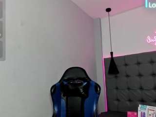 scarletcherry18