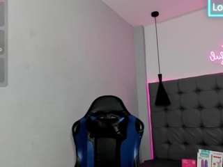 scarletcherry18