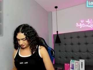scarletcherry18