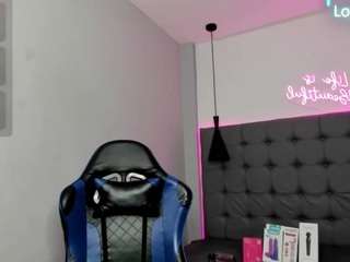 scarletcherry18