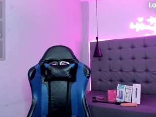 scarletcherry18