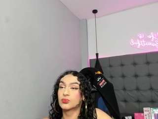 scarletcherry18
