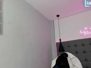 scarletcherry18