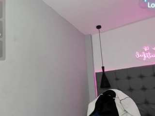 scarletcherry18