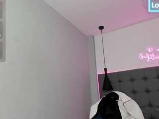 scarletcherry18