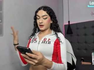 scarletcherry18