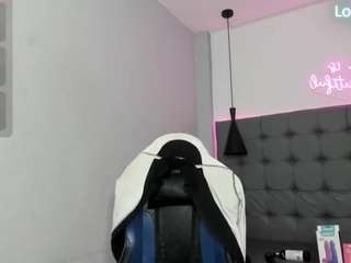 scarletcherry18