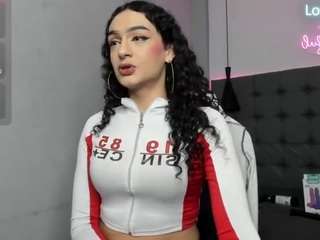 scarletcherry18