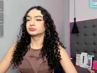 scarletcherry18