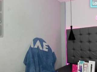 scarletcherry18