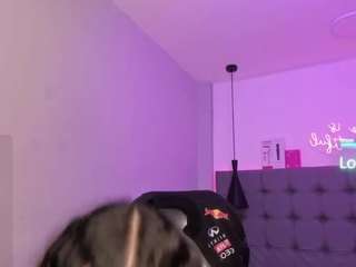 scarletcherry18