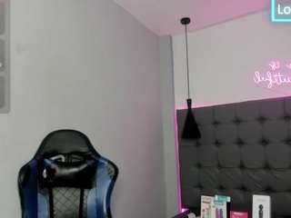 scarletcherry18