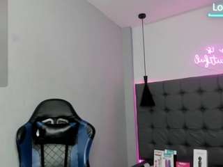 scarletcherry18