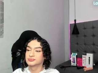 scarletcherry18
