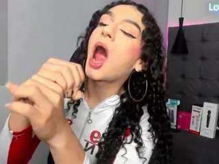 scarletcherry18