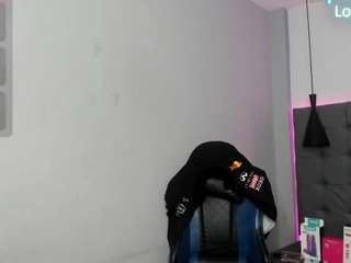 scarletcherry18