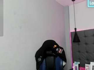 scarletcherry18