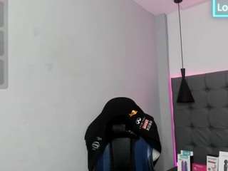 scarletcherry18