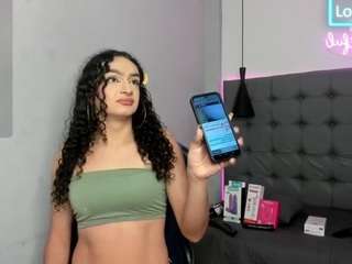scarletcherry18