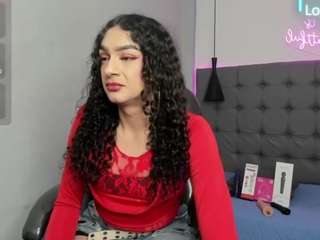 scarletcherry18