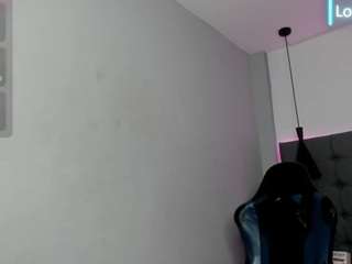 scarletcherry18