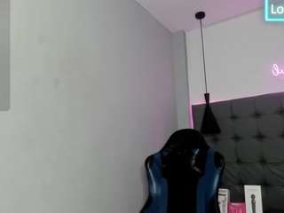scarletcherry18