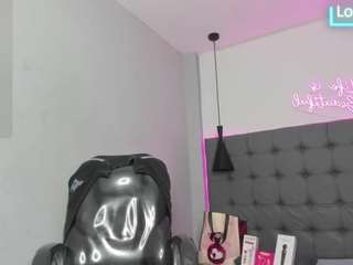 scarletcherry18
