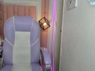 scarletcherry18