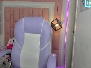 scarletcherry18