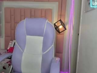 scarletcherry18