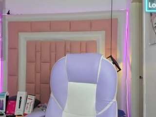 scarletcherry18