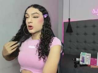 scarletcherry18