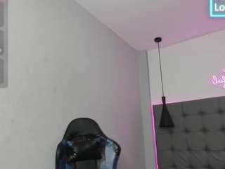 scarletcherry18
