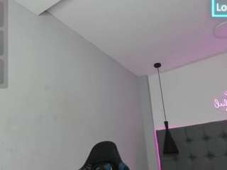 scarletcherry18