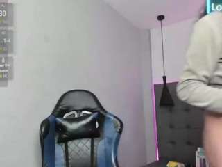 scarletcherry18