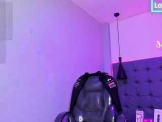 scarletcherry18