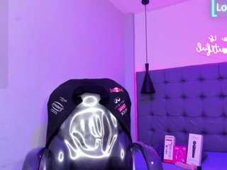 scarletcherry18
